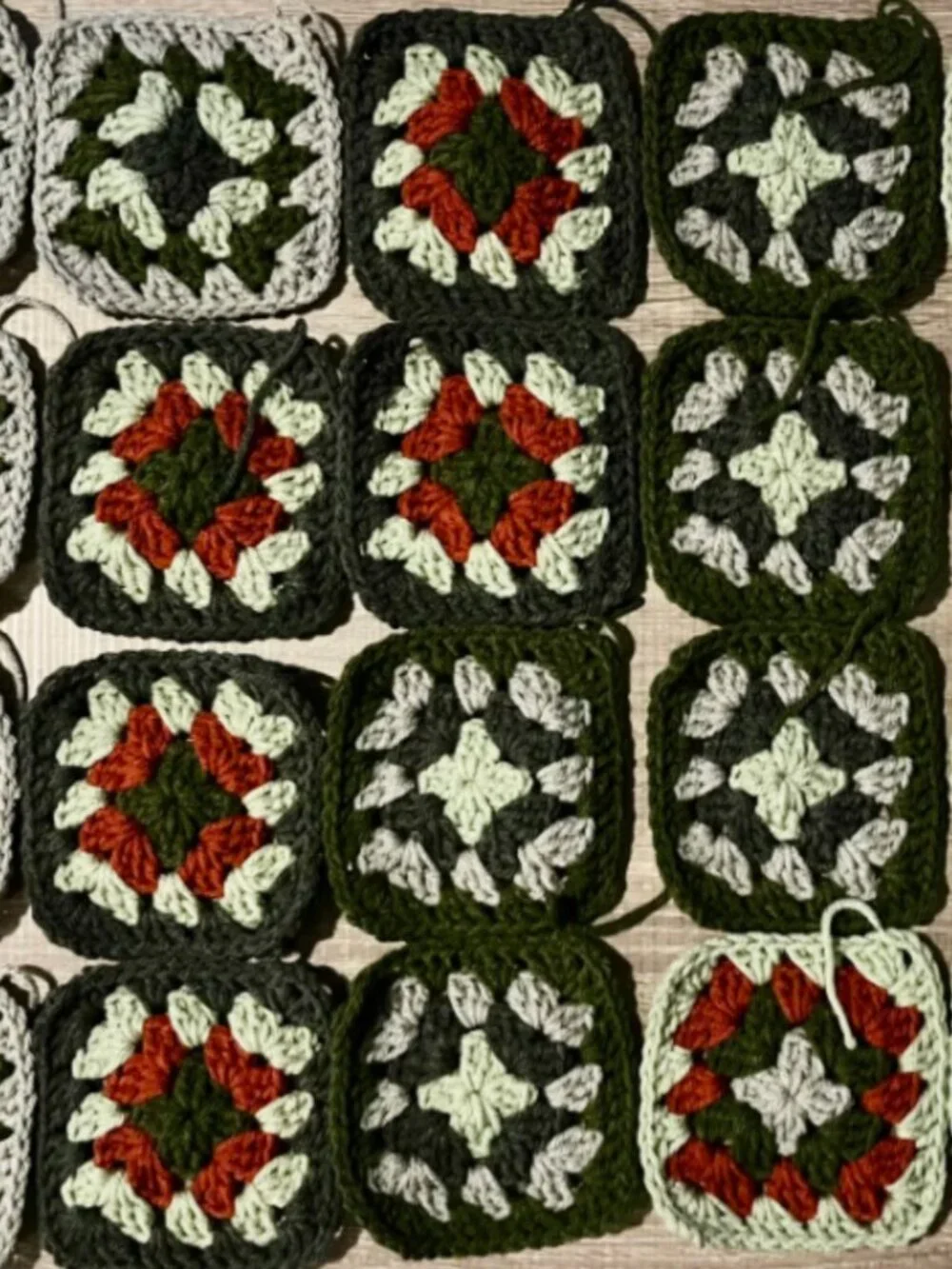 Lot of 20 4.5” Autumn Bloom Crochet TRADITIONAL GRANNY SQUARES Afghan Blanket